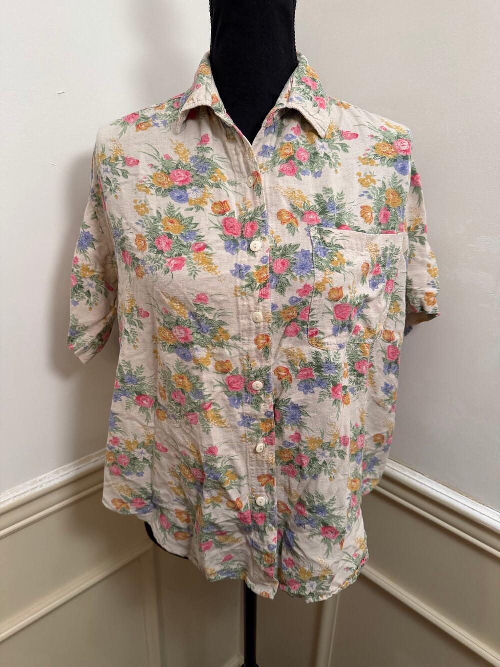 Vintage Rosettes Floral Linen Blend Top Cottage Button Up Short Sleeve Blouse